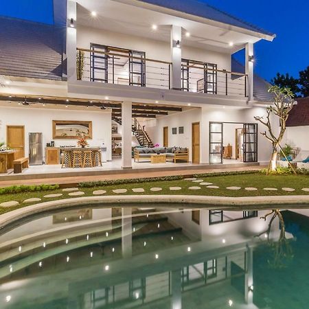 Villa Jamu เซมินยัค ภายนอก รูปภาพ